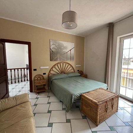 Casa Impagliazzo Acomodação com café da manhã Forio di Ischia Exterior foto